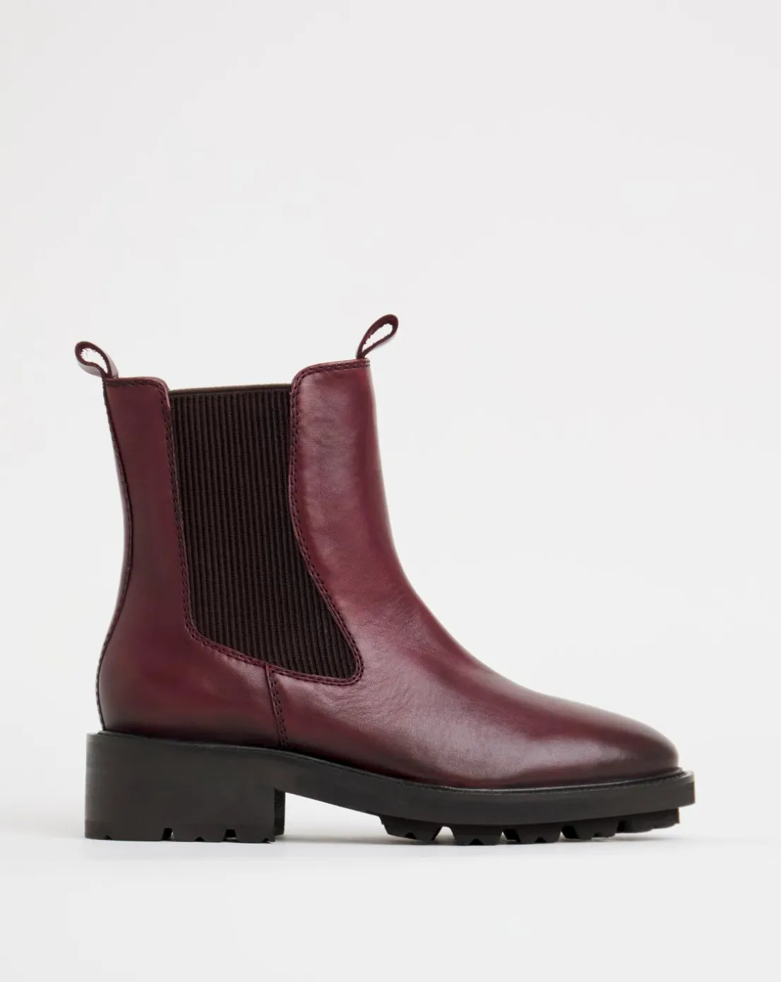 Avis Chunky Leather Chelsea Boots Wide E Fit
