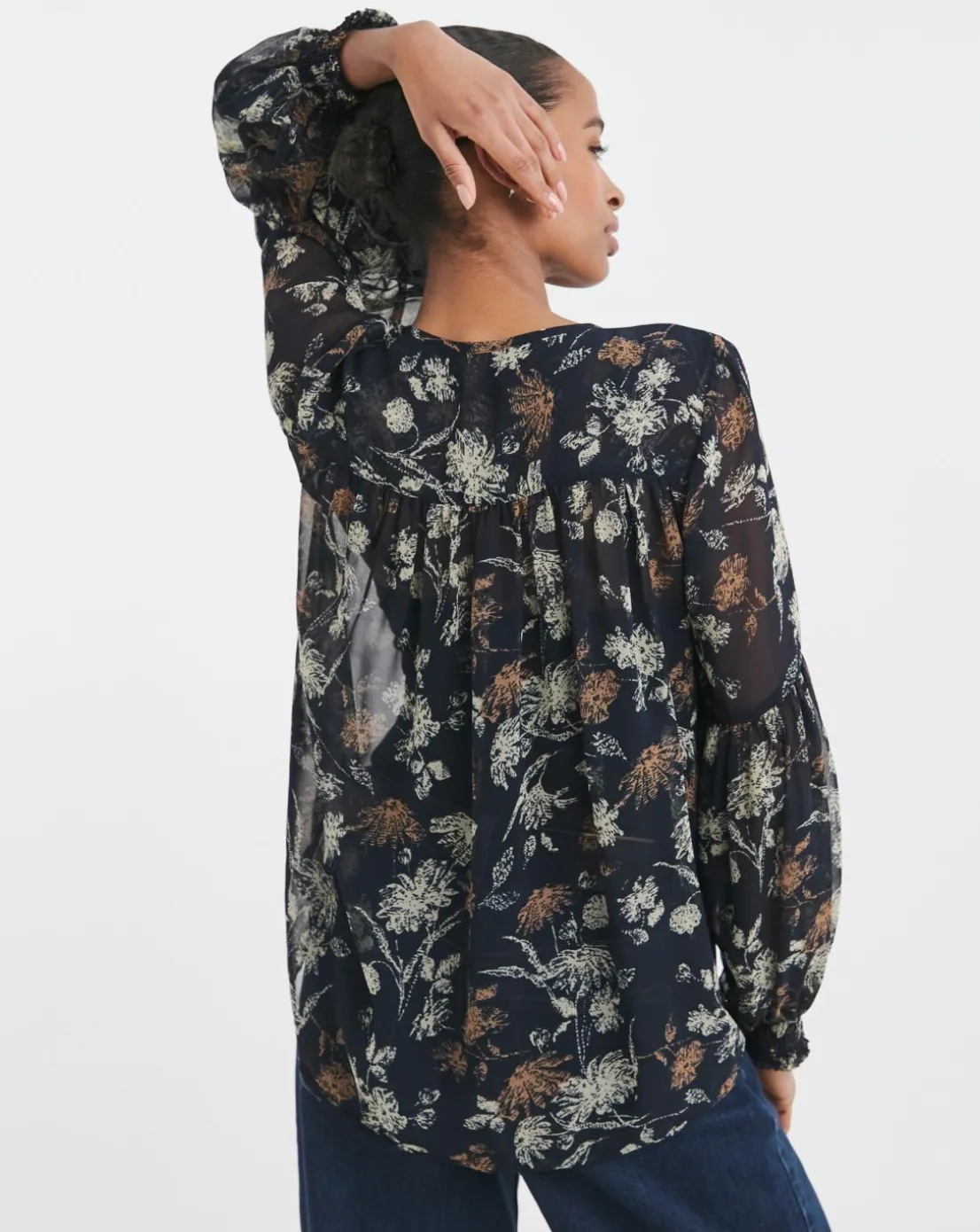 Blouson Sleeve Collarless Georgette Blouse