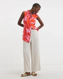 Dipped Back Sleeveless Shirt