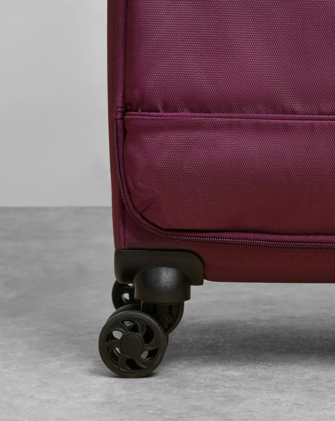 Rock Paris Cabin Suitcase - Purple