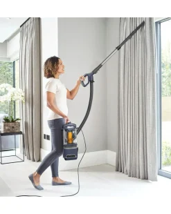 Shark Anti Hair Wrap Upright Vacuum Cleaner with Lift-Away NZ691UK
