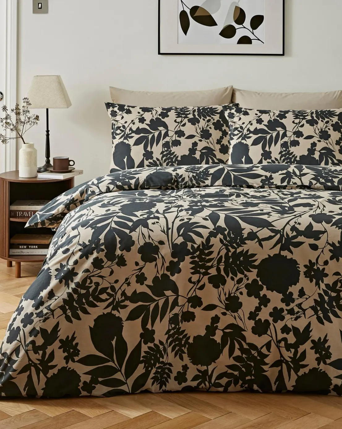 Silhouette Floral Duvet Cover Set
