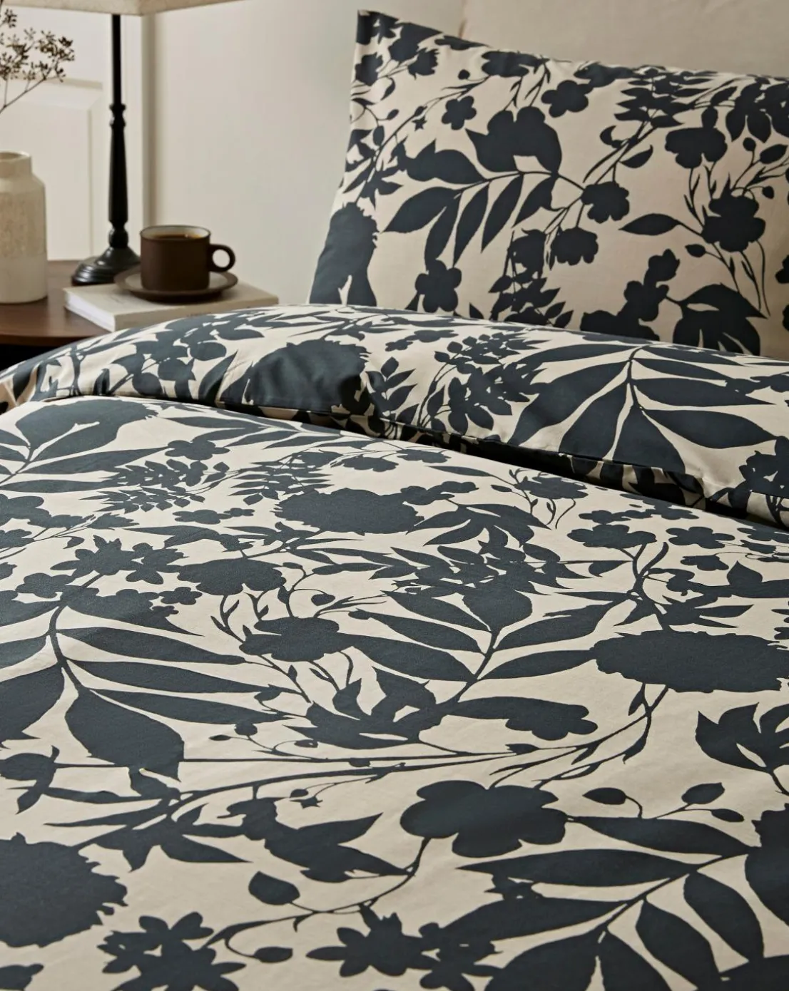 Silhouette Floral Duvet Cover Set