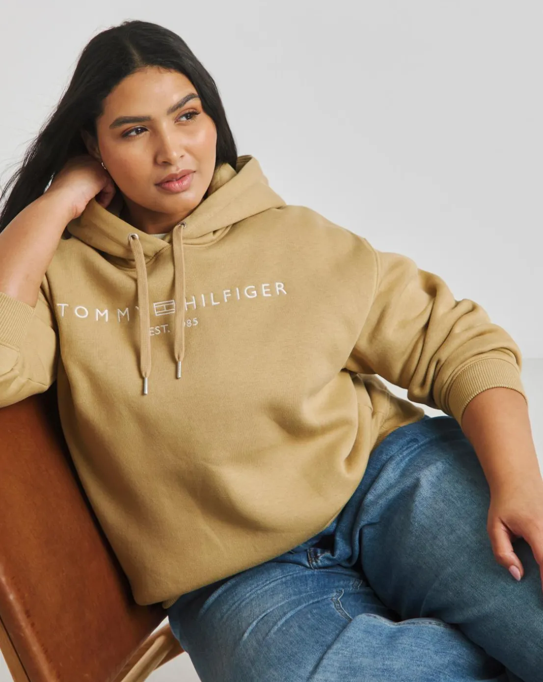 Tommy Hilfiger Modern Corp Logo Hoodie