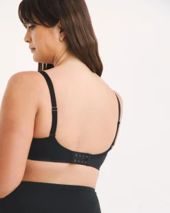 Triumph Amourette Minimiser Wired Bra Black