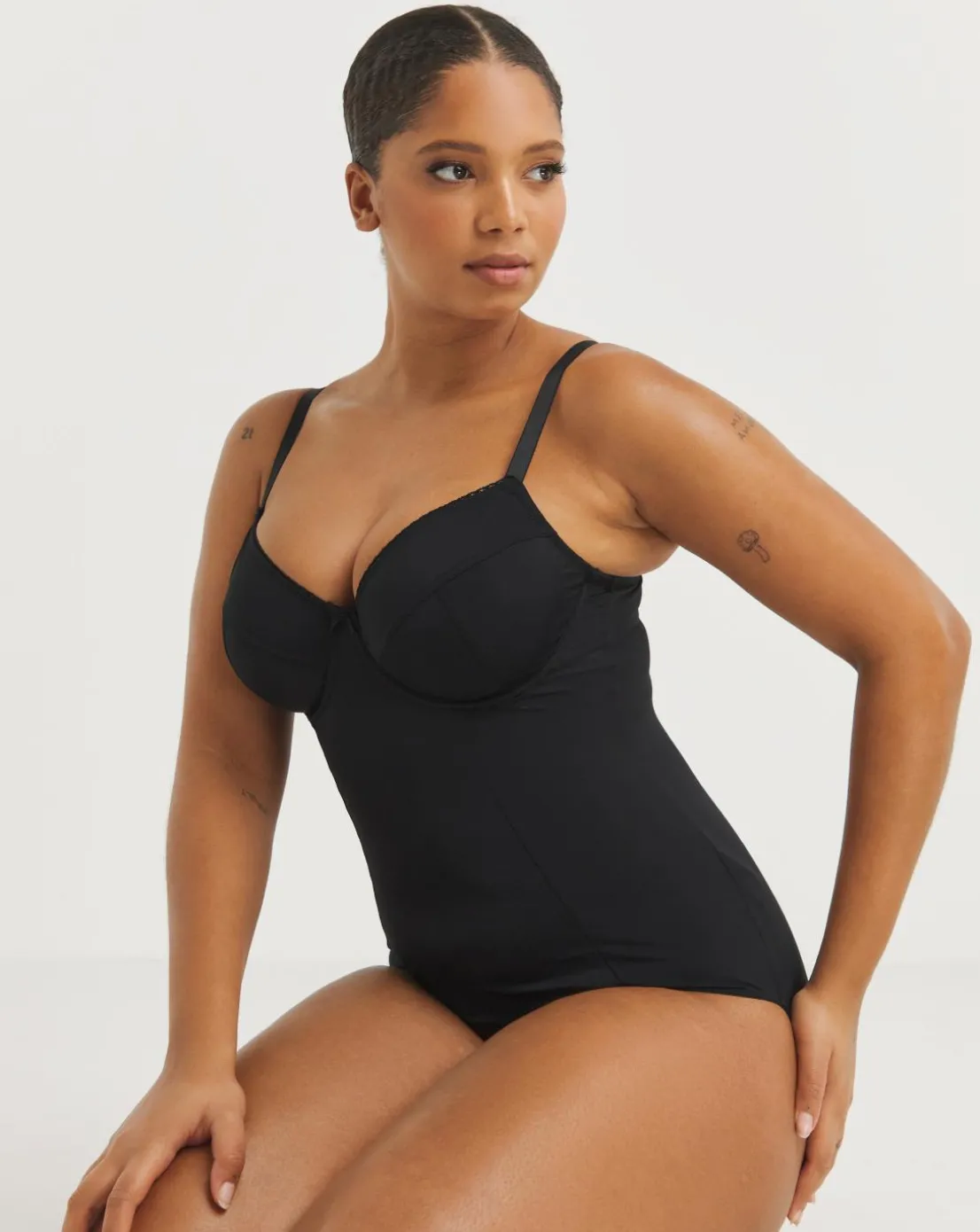 MAGISCULPT Light Control Black Bodyshaper