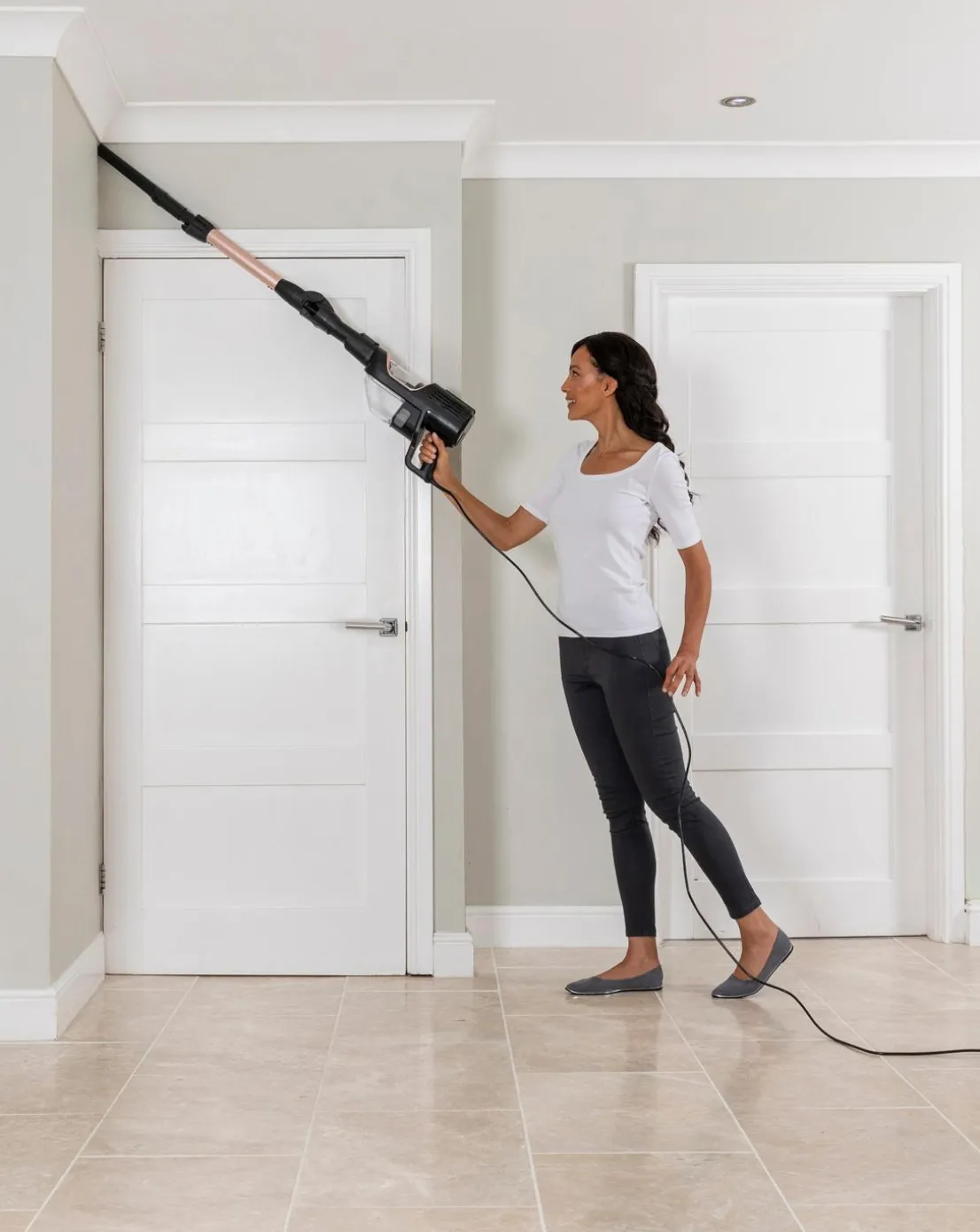 Shark Anti Hair Wrap Corded Stick Vacuum with Flexology and TruePet HZ500UKT