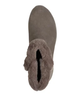 Skechers On The Go Cozy Boots D Fit